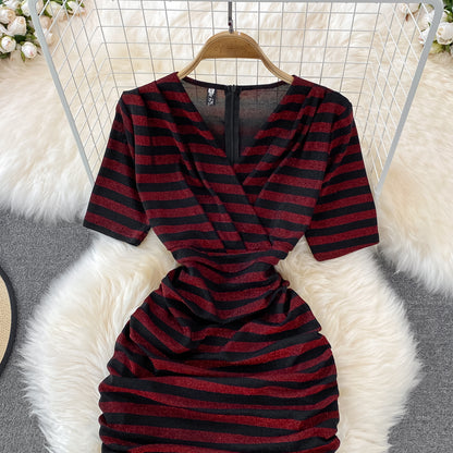 Sexy V-Ausschnitt kurzes Kleid modisches Kleid P295
