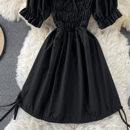 Niedliches A-Linien-Kleid mit Puffärmeln P310
