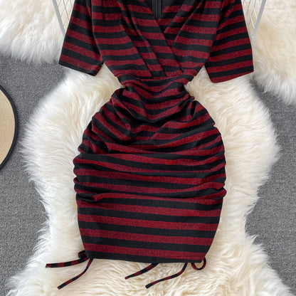 Sexy V-Ausschnitt kurzes Kleid modisches Kleid P295