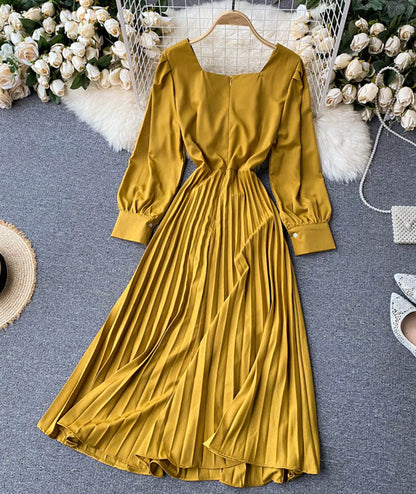 Einfaches A-Linien-Kleid mit langen Ärmeln P294