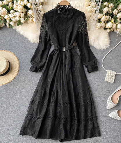Elegantes O-Ausschnitt Spitzenkleid mit langen Ärmeln P316