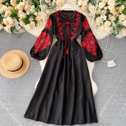 Boho-Kleid mit Stickerei, Rundhals und Ballonärmeln für Damen P083