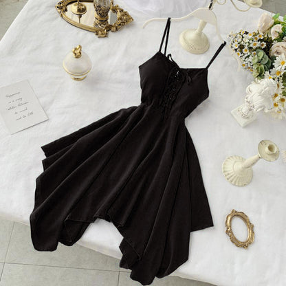 Robe courte sexy pour femme avec fines bretelles et motif irrégulier P133