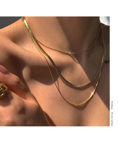 Collier ras de cou double couche Serpent délicat, Collier chaîne serpent, Collier chevrons, Double chaîne or, Collier chaîne oméga, Collier chaîne fine E020