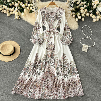 schlichtes langärmeliges Sommerkleid für Damen P119