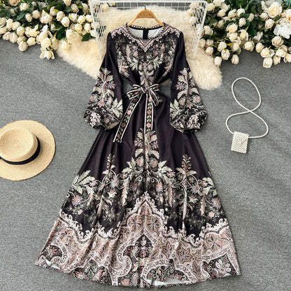 schlichtes langärmeliges Sommerkleid für Damen P119