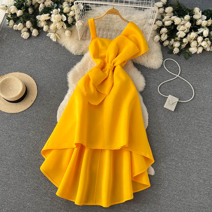 Robe de soirée sexy à bretelles spaghetti asymétrique avec nœud pour femme P156