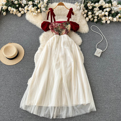 Retro-Nischen-Design, besticktes Trägerkleid Damen Kleid P084