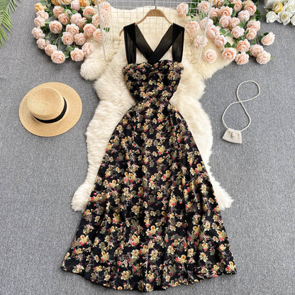 Süßes geblümtes Sommerstrandkleid für Damen P090