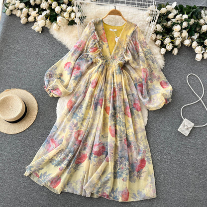 Süßes Damenkleid mit A-Linie, langen Ärmeln und Blumenmuster P099