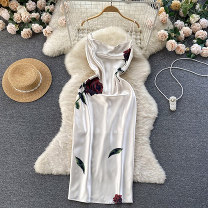 Robe longue fendue en satin de soie à fines bretelles sexy pour femme P146