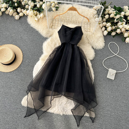 Robe courte sexy à fines bretelles pour femme P204