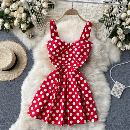 Süßes Damenkleid mit Spaghettiträgern und Blumenmuster P145