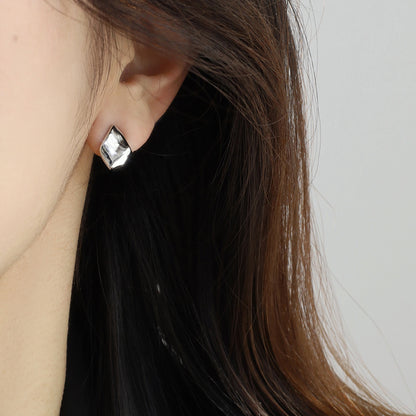 Boucles d'oreilles origami géométriques tridimensionnelles au design simple et unique, boucles d'oreilles de tempérament, boucles d'oreilles haut de gamme, aiguilles en argent e013
