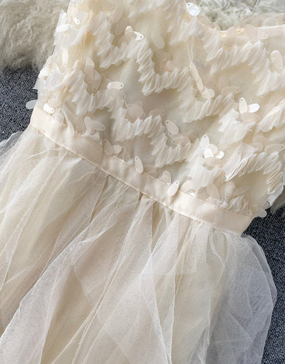 Robe d'été en tulle et sequins couleur champagne 040