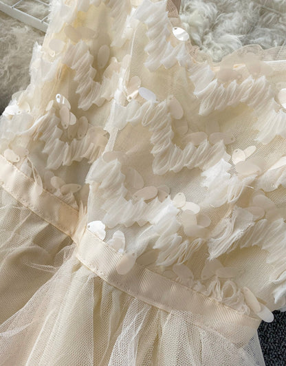 Robe d'été en tulle et sequins couleur champagne 040